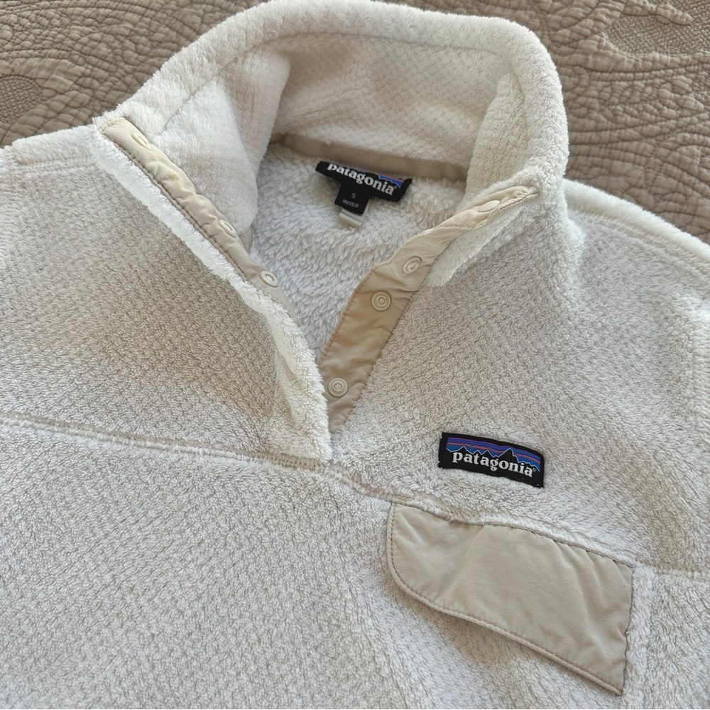 LIKE NEW Patagonia Re-Tool Snap-T Pullover - Picture 3 of 12